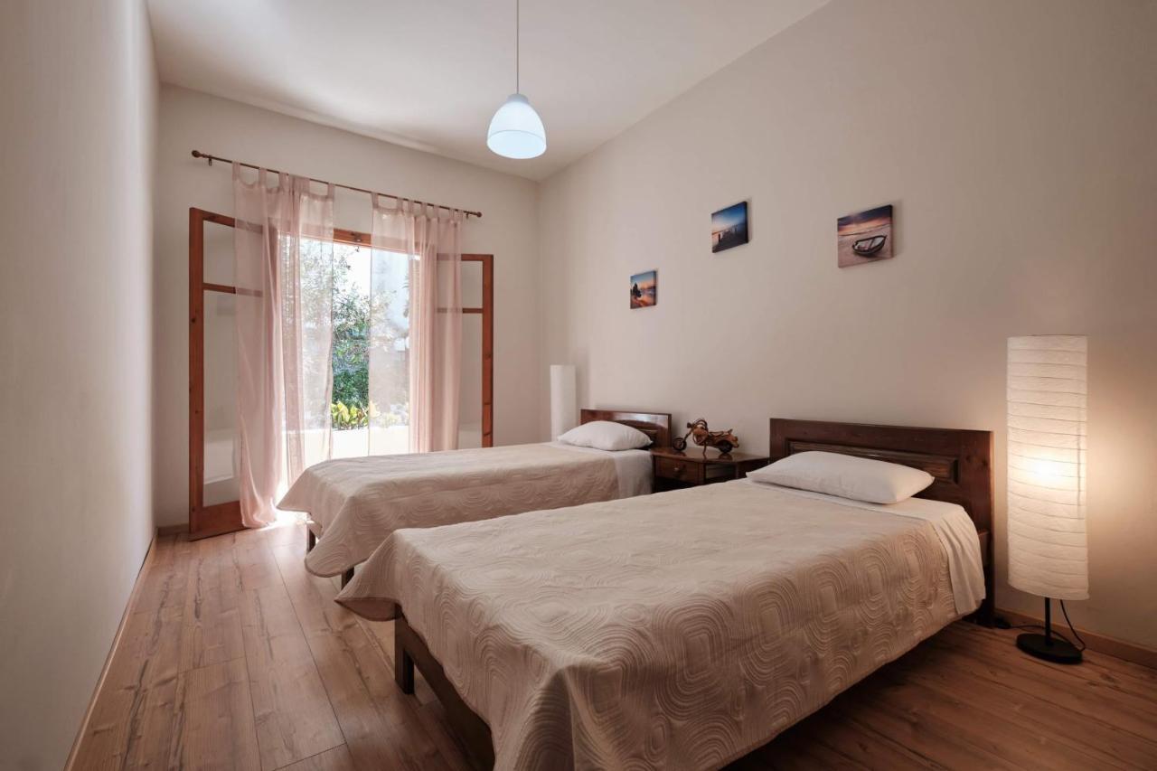 Olive Garden Studios & Apartments Acharavi  Exterior photo